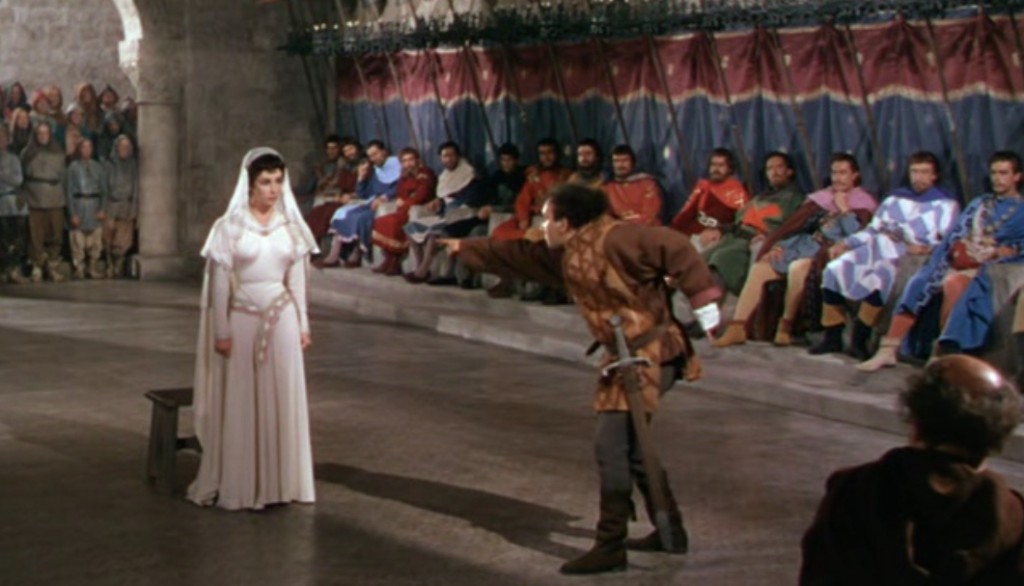 IMAGE 3 : Ivanhoé (1952). Le procès de Rebecca, une allusion au maccarthysme.