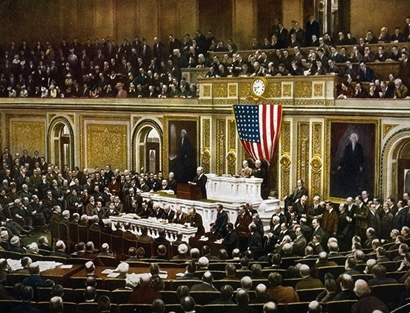 Woodrow Wilson demande au Congrès de déclarer la Guerre à l'Allemagne, 1917 ©Universal History Archive/Bridgeman Images